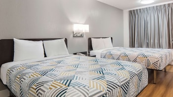 Standard Room, 2 Queen Beds, Non Smoking