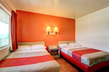 Standard Room, 2 Double Beds, Non Smoking
