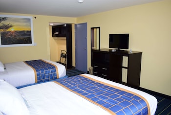 Room, 2 Queen Beds, Non Smoking