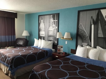 Standard Room, 2 Double Beds, Non Smoking (Double Room)