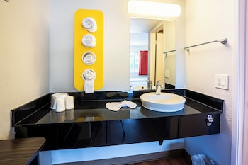 Standard Room, 2 Double Beds, Non Smoking, Refrigerator