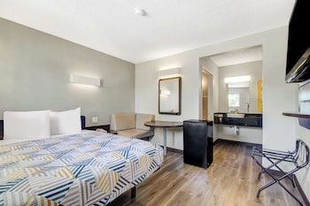 Standard Room, 1 Double Bed, Non Smoking, Refrigerator