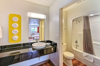 Deluxe Room, 1 Double Bed, Accessible, Non Smoking