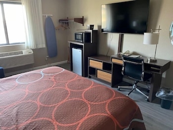 Room, 1 King Bed, Non Smoking