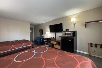 Standard Room, 2 Queen Beds, Non Smoking