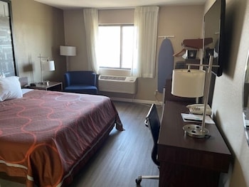 Room, 1 King Bed, Non Smoking