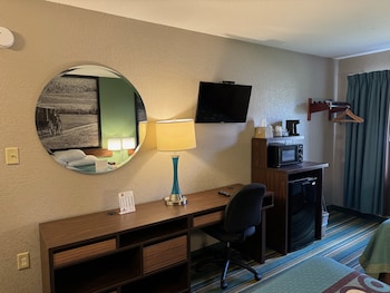 Standard Room, 2 Queen Beds