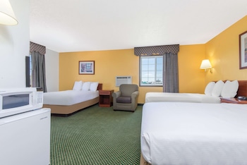 Studio Suite, 2 Queen Beds, Non Smoking (3 Full Beds)