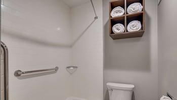 Standard Room, 2 Queen Beds, Non Smoking, Refrigerator & Microwave