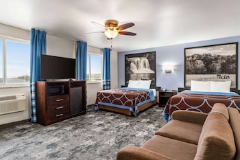 Studio Suite, 2 Queen Beds, Non Smoking, Microwave