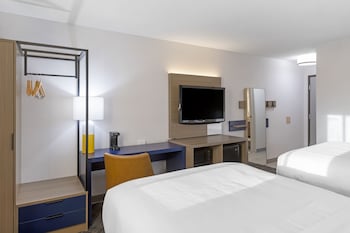Standard Room, 2 Double Beds, Non Smoking