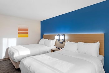 Standard Room, 2 Double Beds, Non Smoking