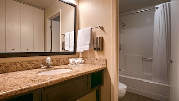 Standard Room, 2 Queen Beds, Non Smoking, Refrigerator & Microwave