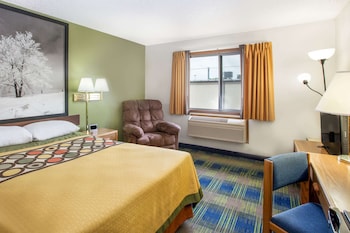 Standard Room, 1 Queen Bed