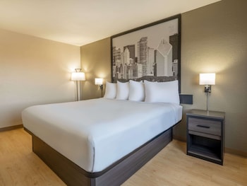 Accessible 1 Full Bed Non-Smoking