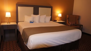 Room, 1 King Bed, Accessible, Non Smoking (Mobility)