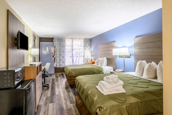 Standard Room, 2 Double Beds, Non Smoking