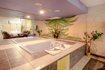 Romantic Room, 1 King Bed, Non Smoking, Hot Tub