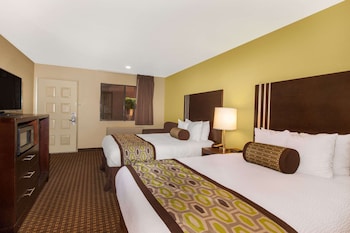 Room, 2 Queen Beds, Non Smoking