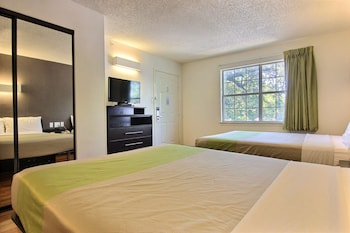 Standard Room, 2 Double Beds, Non Smoking