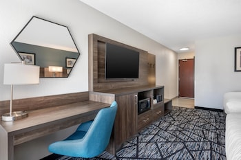 Standard Room, 2 Queen Beds, Non Smoking, Refrigerator & Microwave