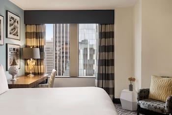 Suite, 1 King Bed with Sofa bed (Water View)
