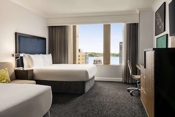 Room, 2 Queen Beds (Water View)