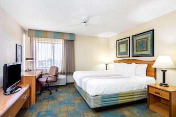 Room, 1 King Bed, Accessible, Non Smoking (Mobility)