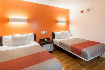 Standard Room, 2 Double Beds, Non Smoking