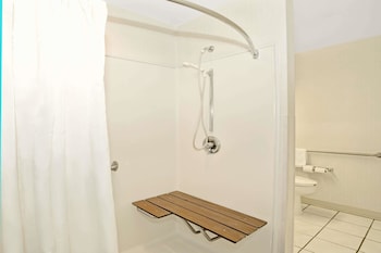 Room, 2 Queen Beds, Non Smoking