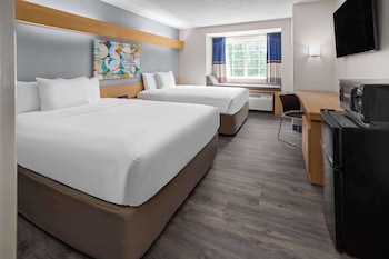 Room, 2 Queen Beds, Non Smoking