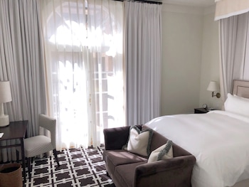Deluxe Room, 1 Queen Bed
