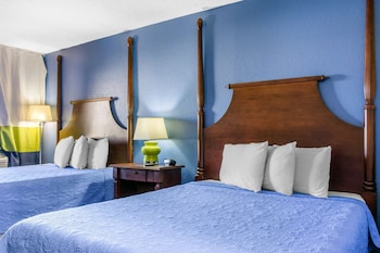 Standard Room, 2 Double Beds, Non Smoking