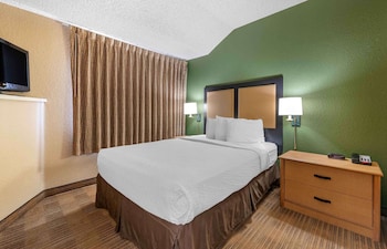 Apartment, 1 Queen Bed with Sofa bed, Non Smoking, Refrigerator & Microwave