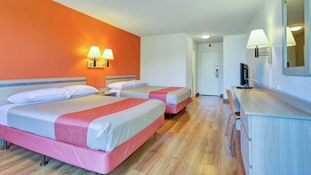Standard Room, 2 Queen Beds, Non Smoking