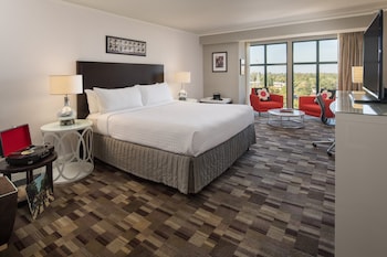 Junior Suite, 1 King Bed