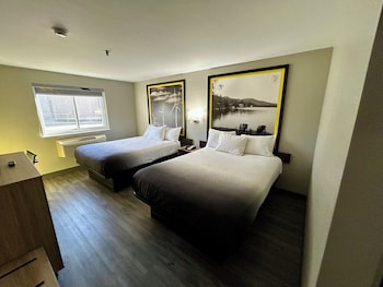 Room, 2 Queen Beds, Non Smoking