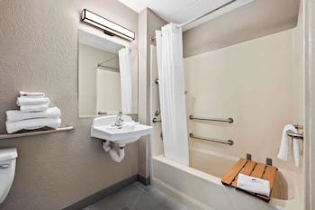 Standard Room, 1 Queen Bed, Non Smoking