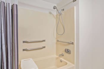 Room, 1 Double Bed, Accessible, Non Smoking (Mobility)