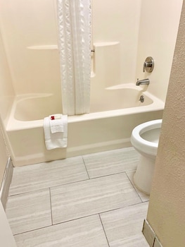 Suite, 1 King Bed, Non Smoking
