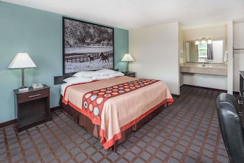 Family Studio, 1 King Bed, Non Smoking