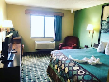 Standard Room, 1 King Bed, Smoking