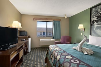 Standard Room, 1 King Bed, Smoking