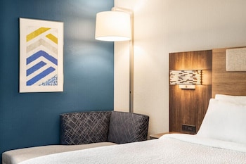 Standard Room, 1 King Bed