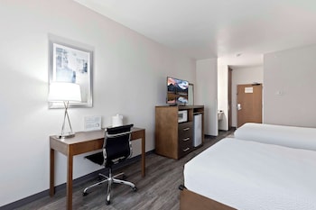 Standard Room, 2 Queen Beds, Accessible, Refrigerator & Microwave