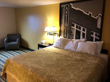 Standard Room, 1 King Bed