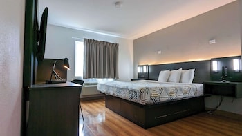 Premium Room, 1 Queen Bed, Accessible, Non Smoking
