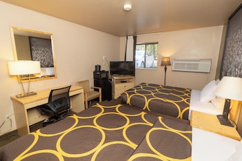 Standard Room, 2 Queen Beds, Non Smoking