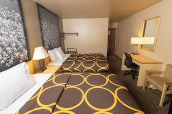 Standard Room, 2 Queen Beds, Non Smoking