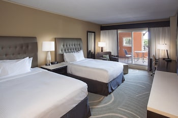 Standard Room, 2 Queen Beds, Balcony
